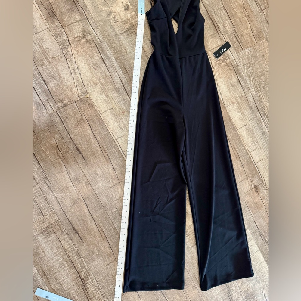 NWT Lulus Thinking Out Loud Black Backless Jumpsuit Size XS Criss Cross Back‎ - Picture 9 of 14